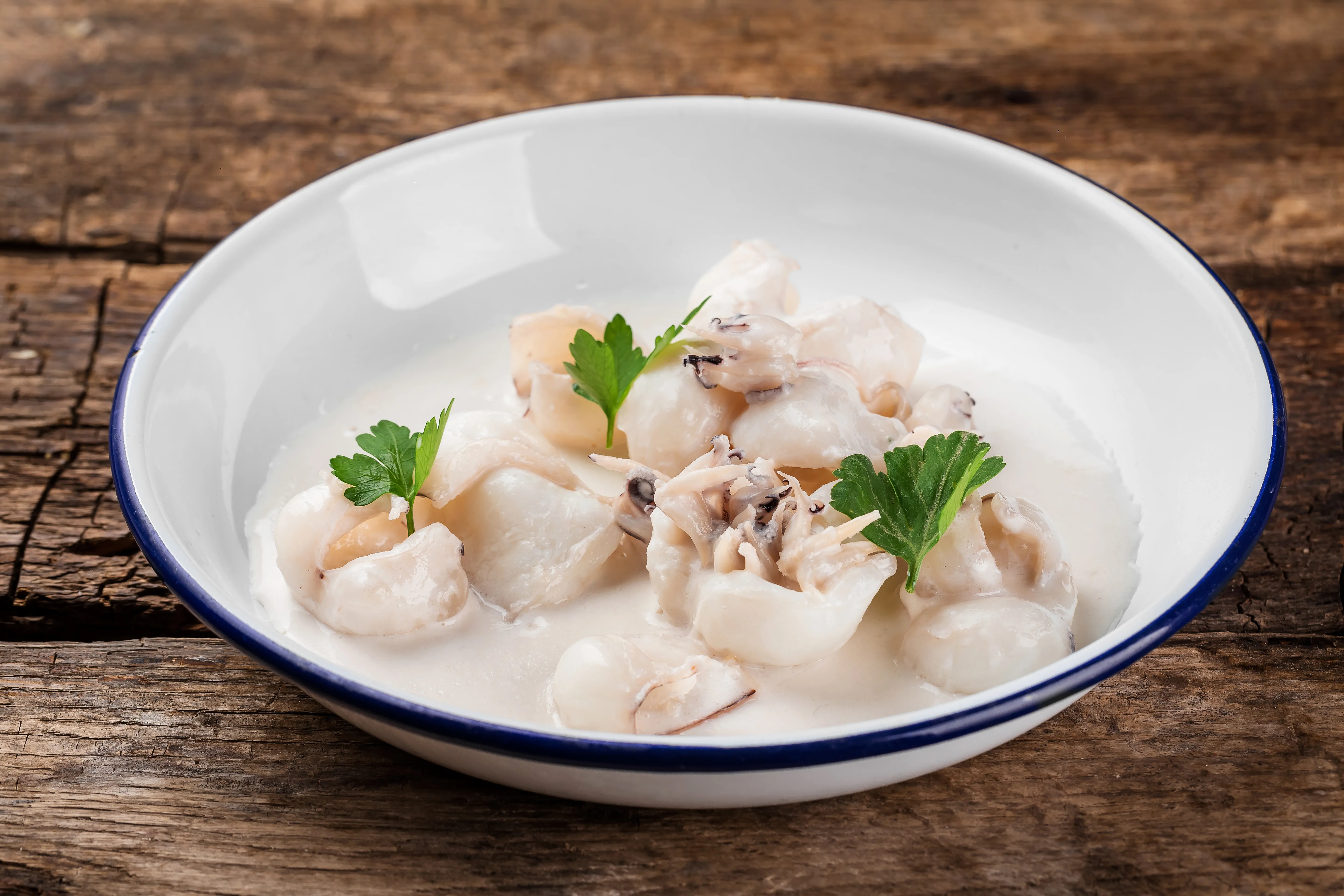 Бебі-каракатиця у вершковому соусі