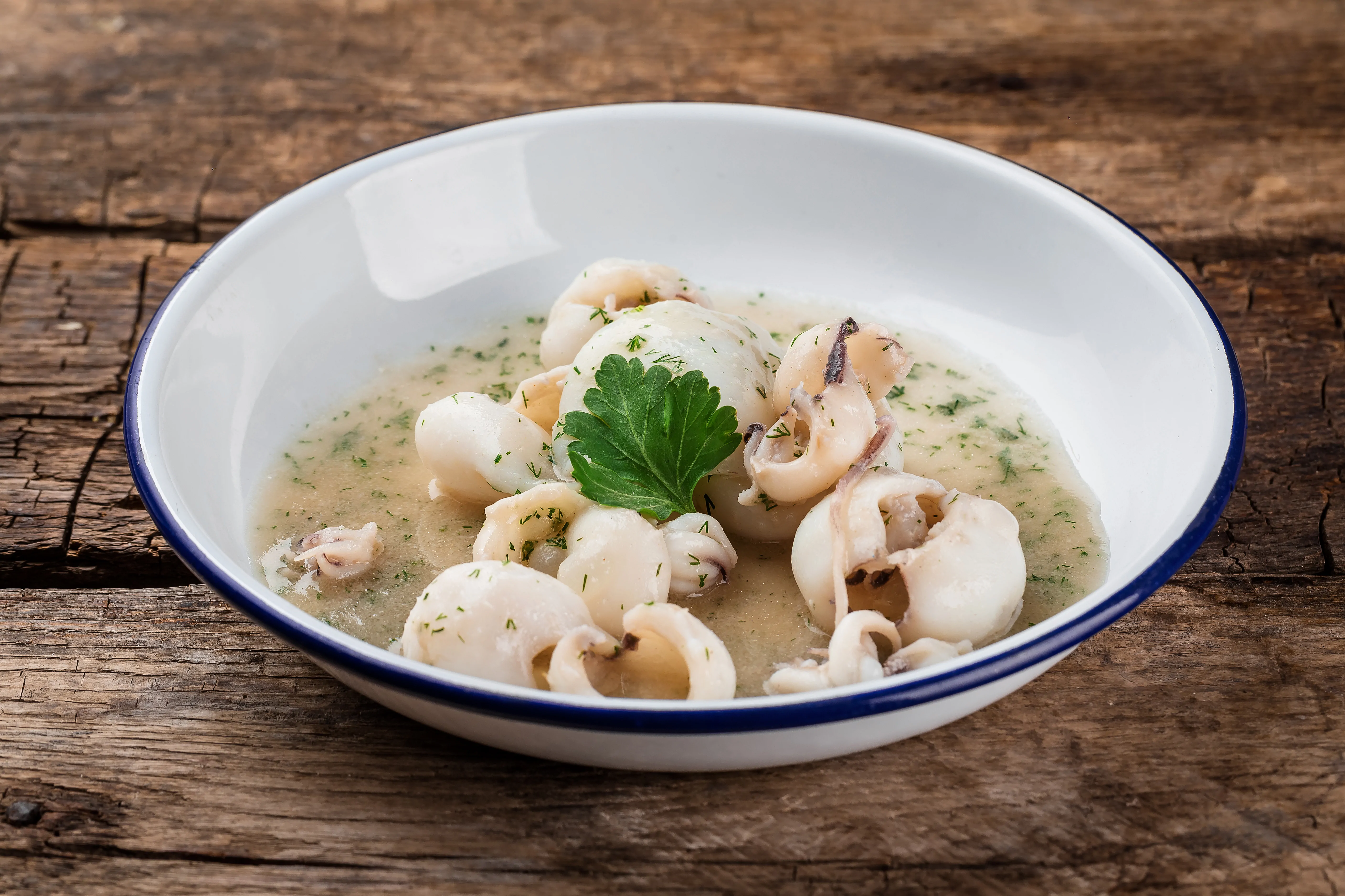 Бебі-каратиця у часниковому соусі